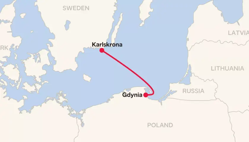 Karta visar en rutt för en båt mellan Karlskrona i Sverige och Gdynia i Polen över Östersjön.