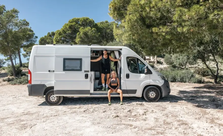 Van life - Boka färja, gasol & boende utan stress