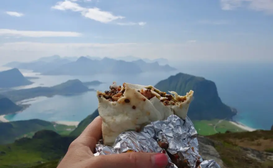 Bila till Lofoten - Så planerar du en stressfri resa